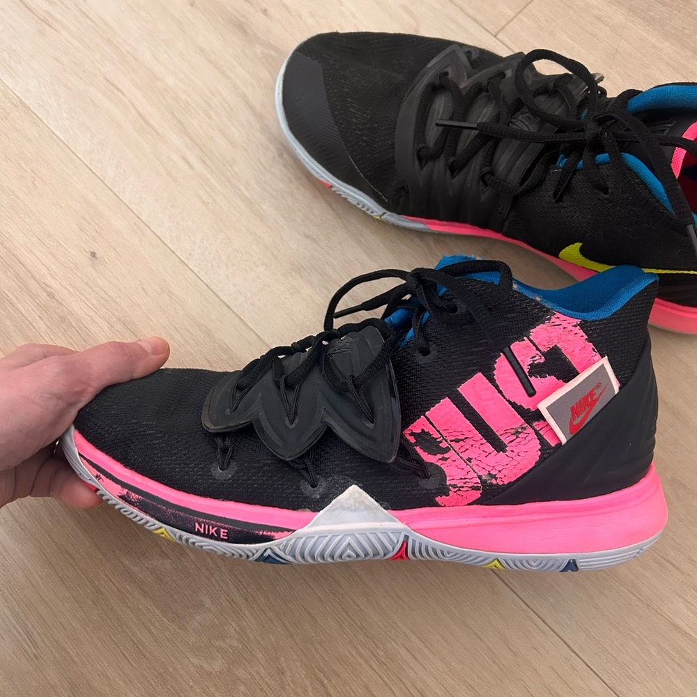 Nike Kyrie high tops size 6.5 Y pink black blue neon lace up - Picture 7 of 8
